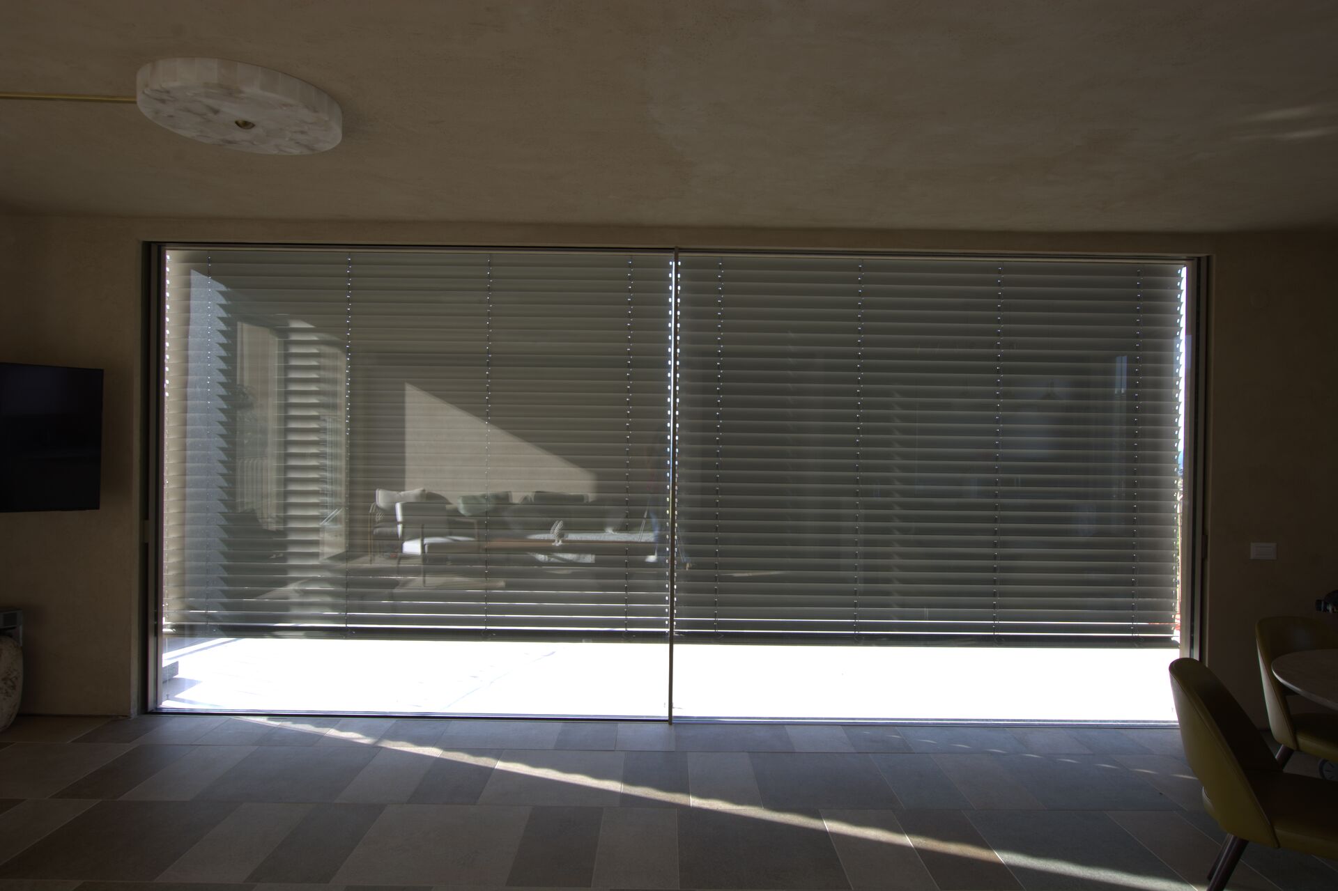 פרויקט מגורים LYRICAL