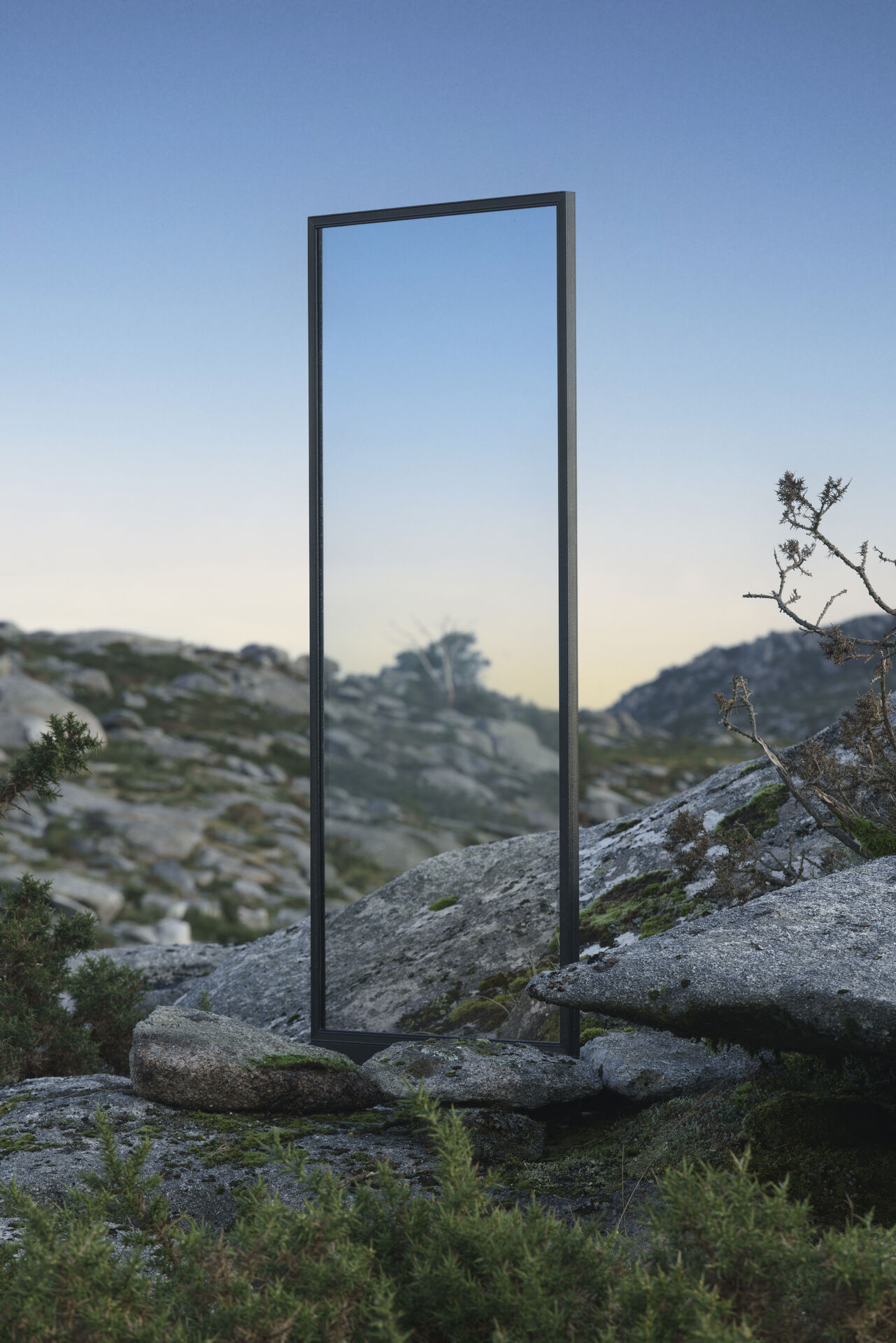 חלונות LYRICAL